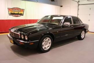 2003 jaguar xj 8 black sunroof cd changer v8 heated front and rear leather clean