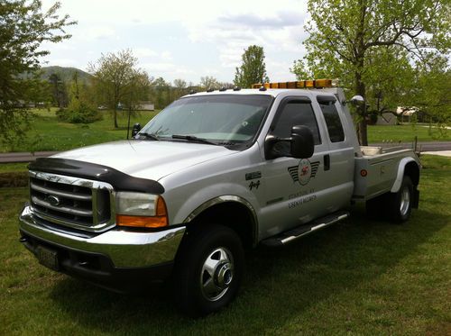 2001 f 350 xlt  7.3  6 speed  4x4  wrecker