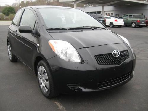 2008 toyota yaris black / black ready to go 38,000 miles automatic new tires
