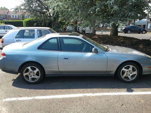 1998 honda prelude base coupe 2-door 2.2l