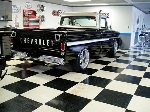 1966 chevrolet c-10 custom.. one of the best you will find.. show truck ..