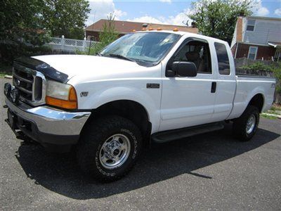 Super duty f350 (( 4x4...auto...6.8l...crew cab...lariat )) no reserve