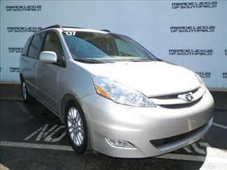 2007 sienna xle leather,heated seats,jbl,clean,priced to sell!!