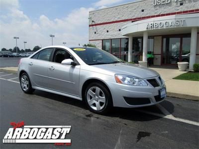 30+ mpg! 2010 pontiac g6 - excellent condition - remote start - nearly new tires