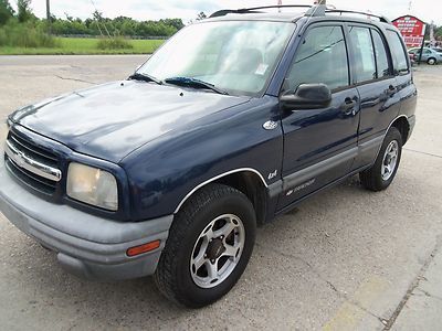 2001 chevrolet tracker, blue, runs great, very spacious, clean, wow! no reserve