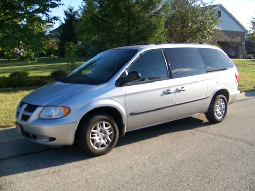 2002 dodge grand caravan sport mini passenger van 4-door 3.3l