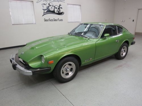 1975 datsun &#034;280 z car&#034;....excellent new &#034;green leaf &#034; metallic