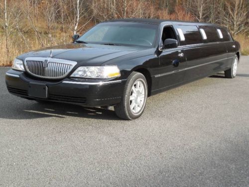 2007 lincoln 120&#034; limo**runs good**no reasonable offers refused*one prior owner*