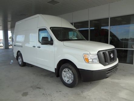 2013 nissan nv2500 s v8  highroof better than sprinter best price in the usa!!!!