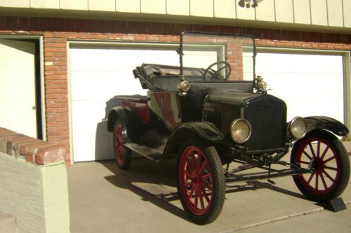 1918 ford model t with pick box