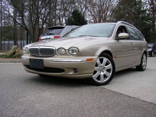 **very rare and clean 2005 jaguar x-type sport wagon 3.0 liter v6 awd**