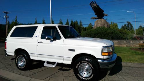 1994 ford bronco xlt 4x4 excellent condition 100% rust free all power option&#039;s