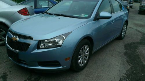 2011 chevrolet cruze lt hail damaged but ready to drive