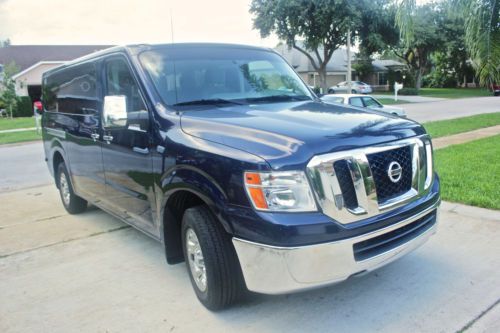 2012 navy blue nissan nv3500 sv 12 person passenger van 3-door 4.0l like new