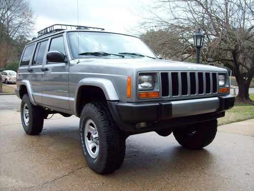 2001 jeep cherokee xj (lifted w/ many extras)