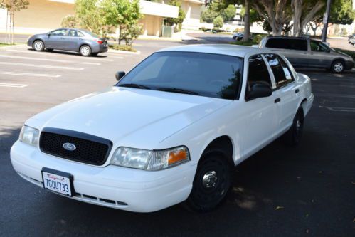 Non patrol unit very clean p71 crown vic police interceptor serviced  white