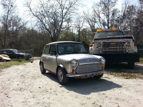 Classic austin mini cooper