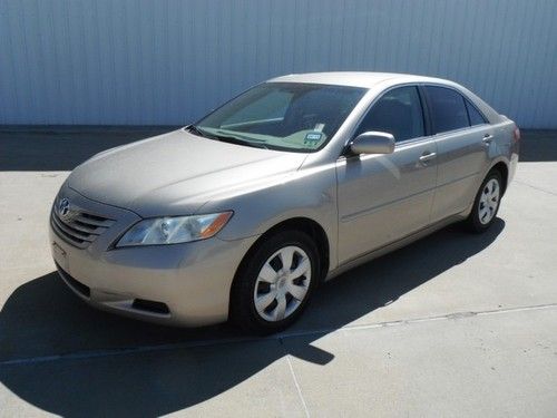 2007 toyota camry le 2.4l v6 auto leather 2 owners only 37,801 miles