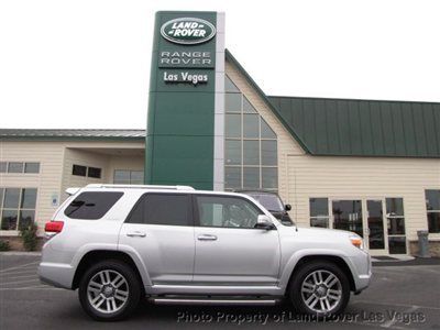 2011 low mile 4runner silver with black leather &amp; navigation looks &amp; smells new