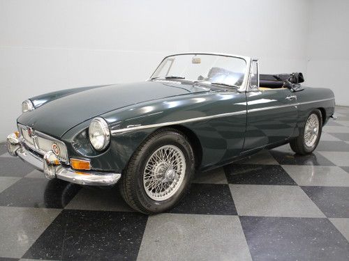Fully restored, 1800cc inline-four, 4-speed manual, convertible top, mg fun!
