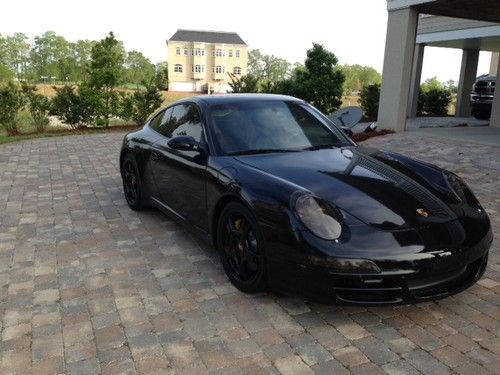 2005 porsche 911  s coupe 2-door 3.6l