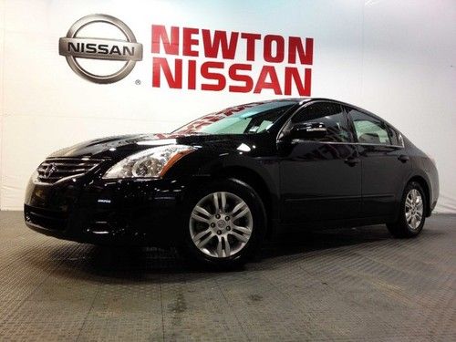 2012 nissan altima black 17k and yes we finance