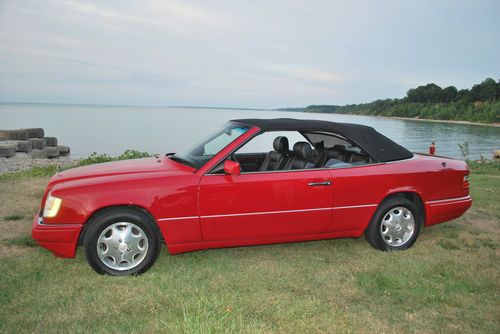 1995 e-class mercedes benz e320 cabriolet 2-door red convertible w/ back seat