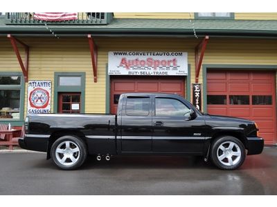 2004 black ss silverado extended cab awd only 56k miles fully loaded