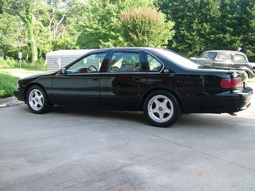 1996 chevrlet impala ss--17k miles--like new