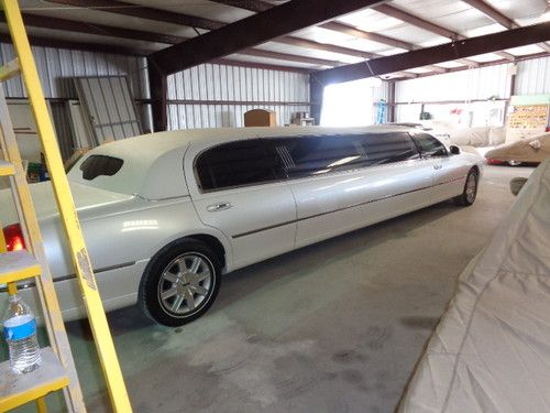 2008 lincoln limousine by executive