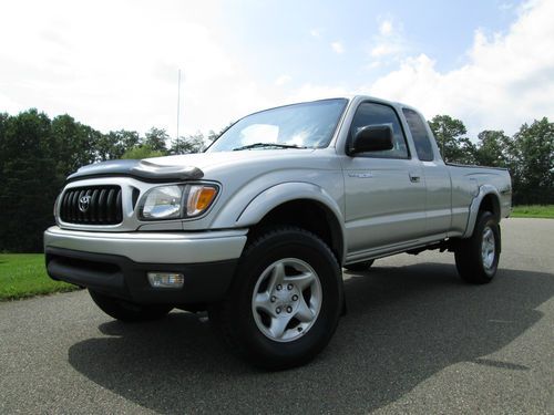 2003 toyota tacoma **1 owner** limited sr5 v6 **56k actual miles** must see this