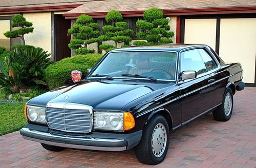1983 mercedes 300cd turbo diesel coupe only 138k gorgeous ca car black/tan