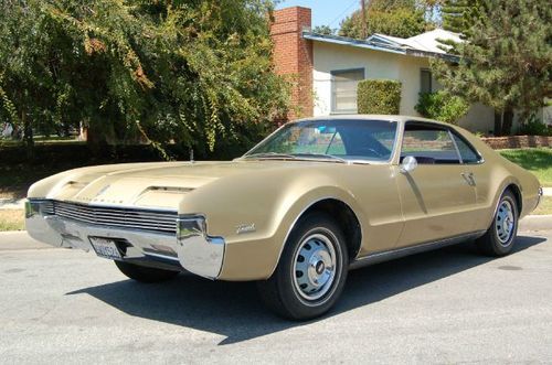 1966 oldsmobile toronado