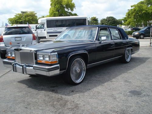 1989' cadillac fleetwood brougham d'elegance,custom candy paint, 22" dayton rims