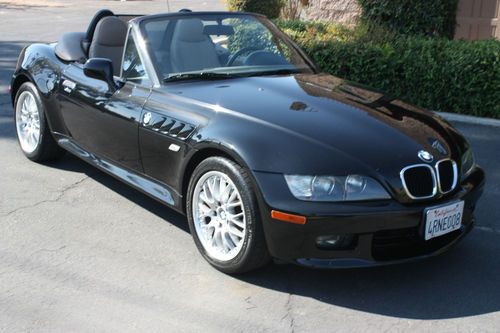 2001 bmw z3 roadster convertible 3.0 with only 88,000 miles