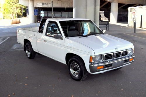 1995 nissan pickup xe ex-cab pickup 2.4l automatic with a/c power steering