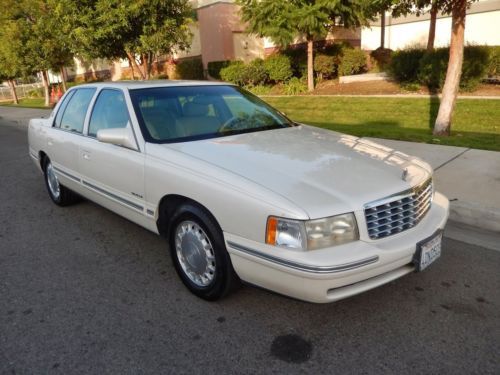 Cadillac sedan deville this car is in &#034;  as new &#034;condition with 43000 orig mile