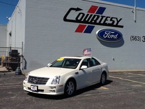 Very clean low mile cadillac!  comes with limited warranty!