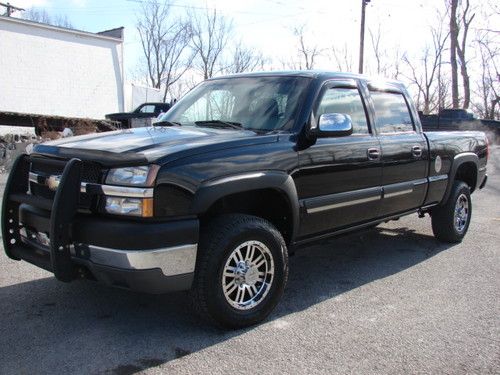 Clean truck ! only 115k ! 6.0 v8 gas auto all power bucket seats w/console save$