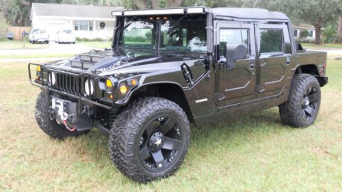 Fully customized h-1 hummer soft top