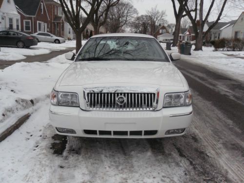 Ls luxury nice &amp; clean white w/ tan leather dual power seats adj pedal fog light