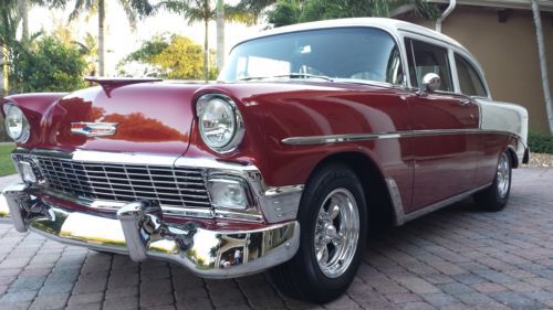 1956 chevrolet two doors,build to the bone.5sp 4l60 tranny,5.7 full injeccion