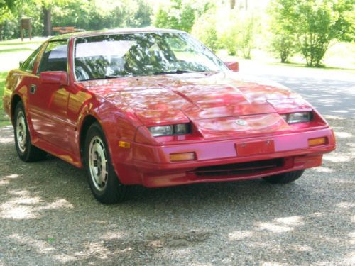 Classic  1986 nissan 300 zx! 5 speed! rare! amazing condition!