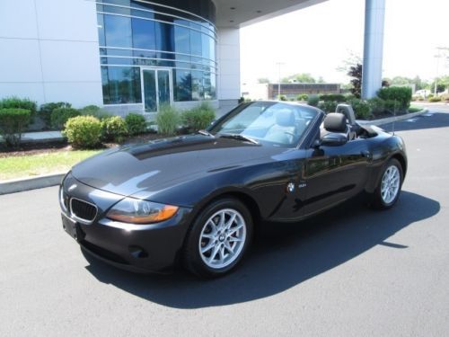2003 bmw z4 2.5i 6 speed manual black on black rare find runs amazing must see