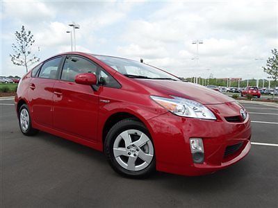 5dr hb ii low miles hatchback automatic 1.8l 4 cyl red