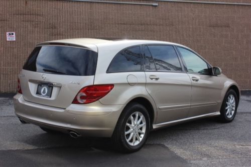2006 MERCEDES-BENZ R350 4-MATIC, LOADED WITH OPTIONS, JUST SERVICED, image 4