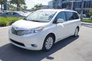 2012 toyota sienna limited premium package with advanced tecnology one owner