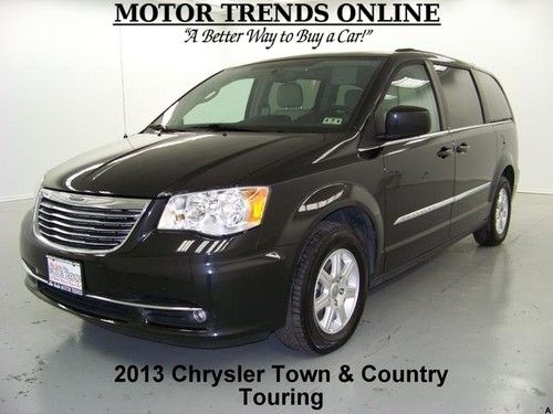 Touring rearcam dvd leather stow n go media 2013 chrysler town and country 17k
