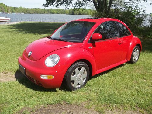 2000 volkswagen beetle gls hatchback 2-door 1.8l turbo 31 mpg sunroof leather