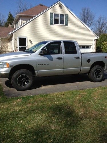 2004 dodge ram 1500 slt crew cab pickup 4-door 5.7l   hemi